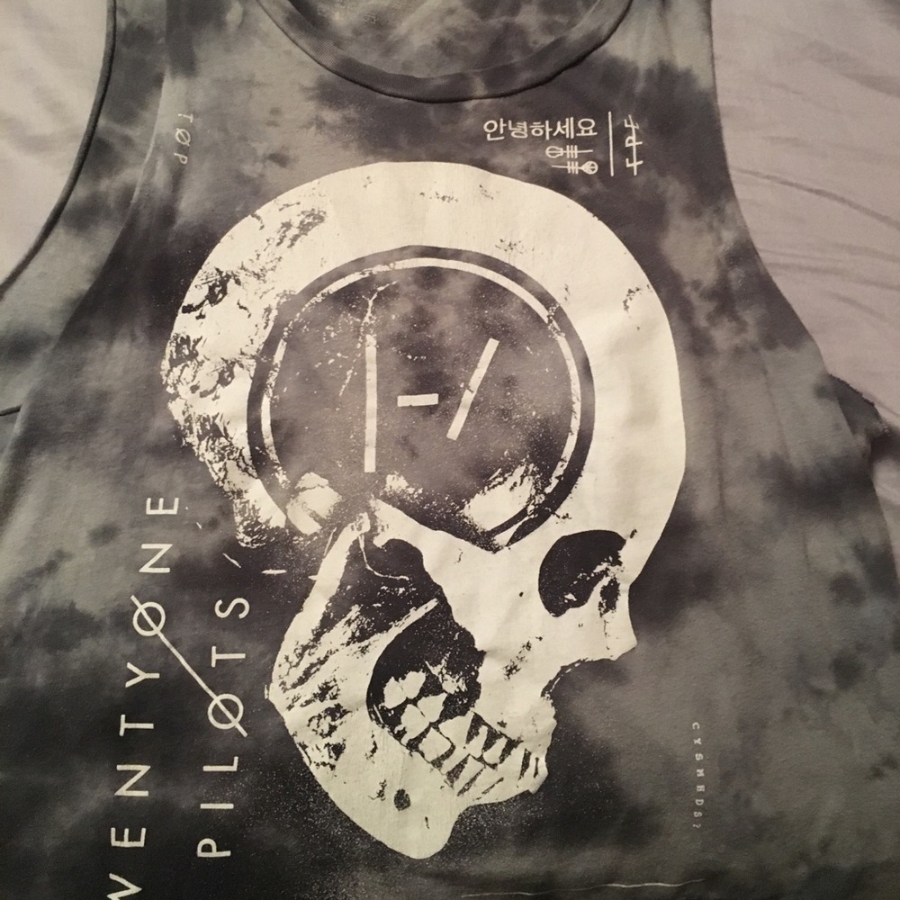 Twenty one pilot tank